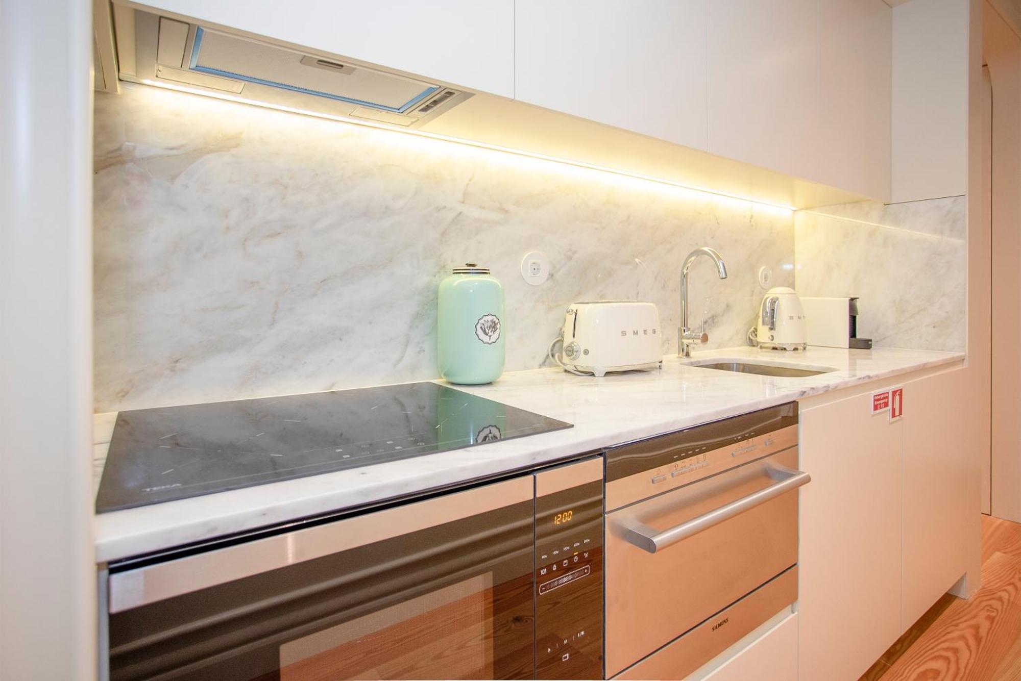 Liiiving In Porto - Cedofeita Charming Apartment Екстериор снимка